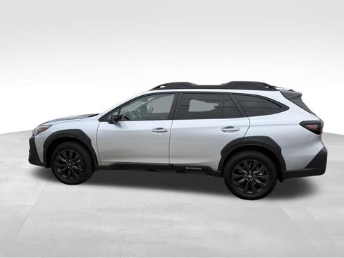 Used 2024 Subaru Outback Onyx Edition image 6