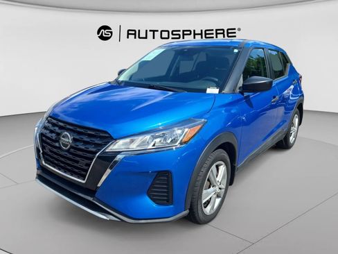Used 2021 Nissan Kicks S FWD image 3