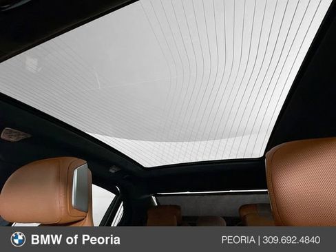 Used 2024 BMW 760i xDrive w/ Executive Package image 23