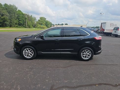 Used 2024 Ford Edge SEL w/ Convenience Package AWD/4WD image 4