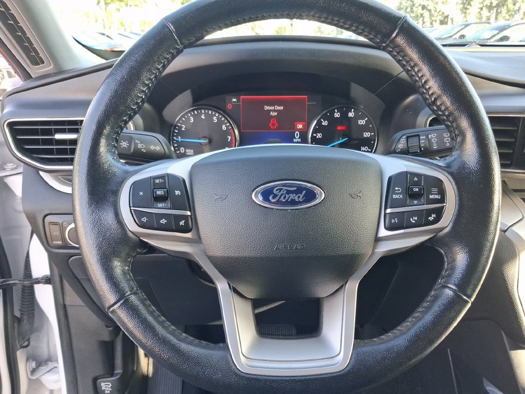 Used 2021 Ford Explorer XLT w/ Equipment Group 202A RWD image 18