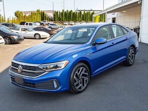 Used 2023 Volkswagen Jetta SEL FWD image 6
