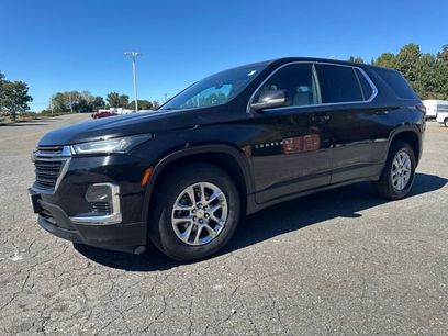 Used 2022 Chevrolet Traverse LS