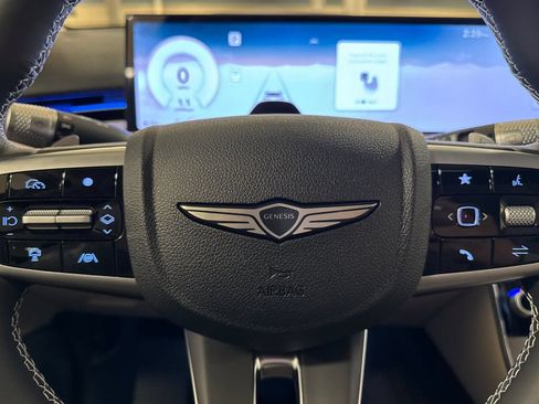 New 2026 Genesis GV70 2.5T Advanced AWD/4WD image 24