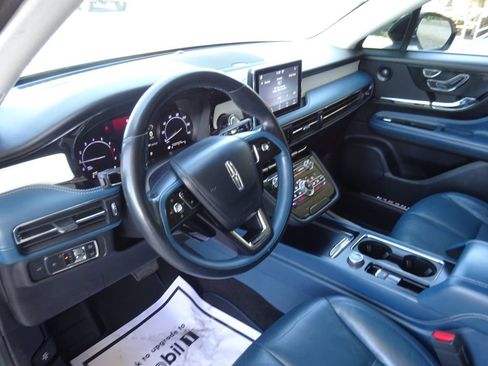 Used 2020 Lincoln Corsair Reserve w/ Beyond Blue Interior Package FWD image 11
