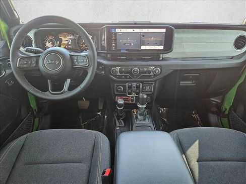 Used 2025 Jeep Wrangler Unlimited Sport AWD/4WD image 17