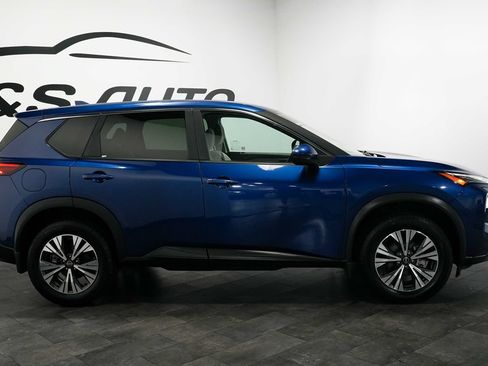 Used 2023 Nissan Rogue SV FWD image 8