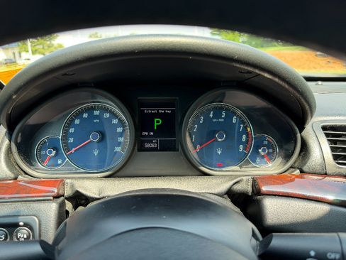 Used 2009 Maserati GranTurismo Coupe RWD image 30