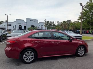 Used 2022 Toyota Corolla LE FWD video 4