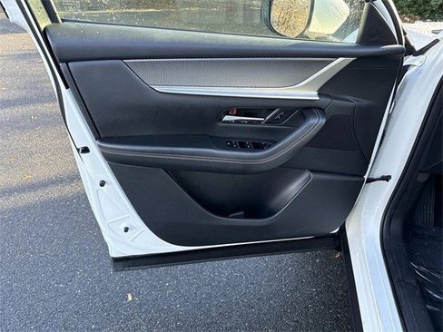 Used 2024 MAZDA CX-90 3.3 Turbo w/ Preferred Plus image 13