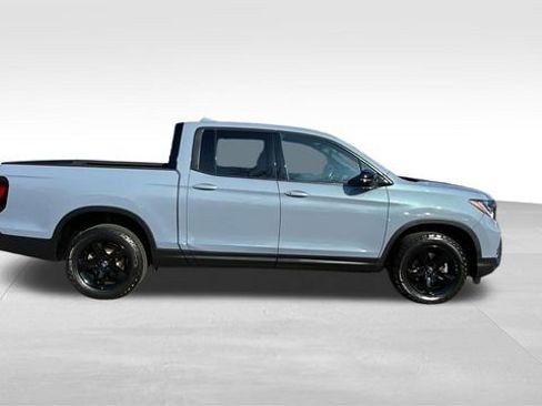 Used 2022 Honda Ridgeline Black Edition image 11