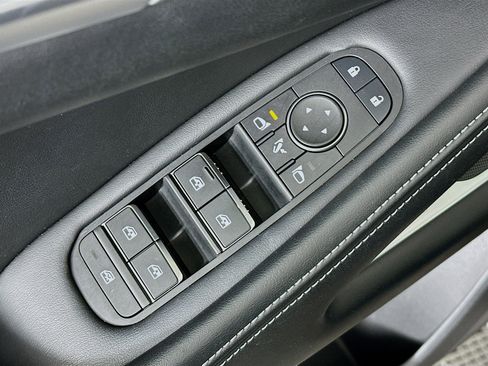 Used 2023 INFINITI QX60 Sensory w/ Vision Package FWD image 15