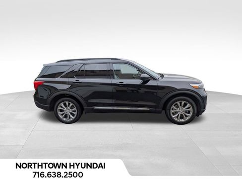 Used 2023 Ford Explorer XLT w/ Equipment Group 202A AWD/4WD image 12