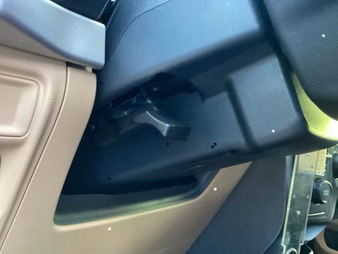 Used 2023 Ford F150 XLT image 61