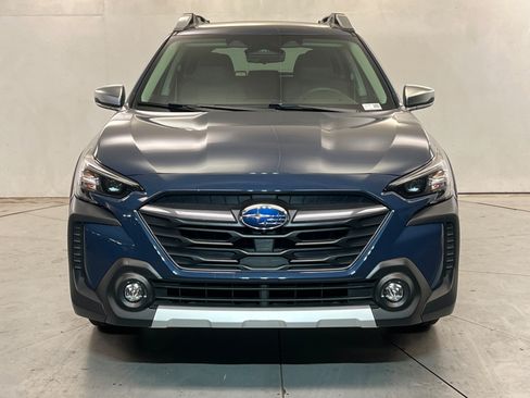 Used 2025 Subaru Outback Touring w/ Tech Package 3 AWD/4WD image 9