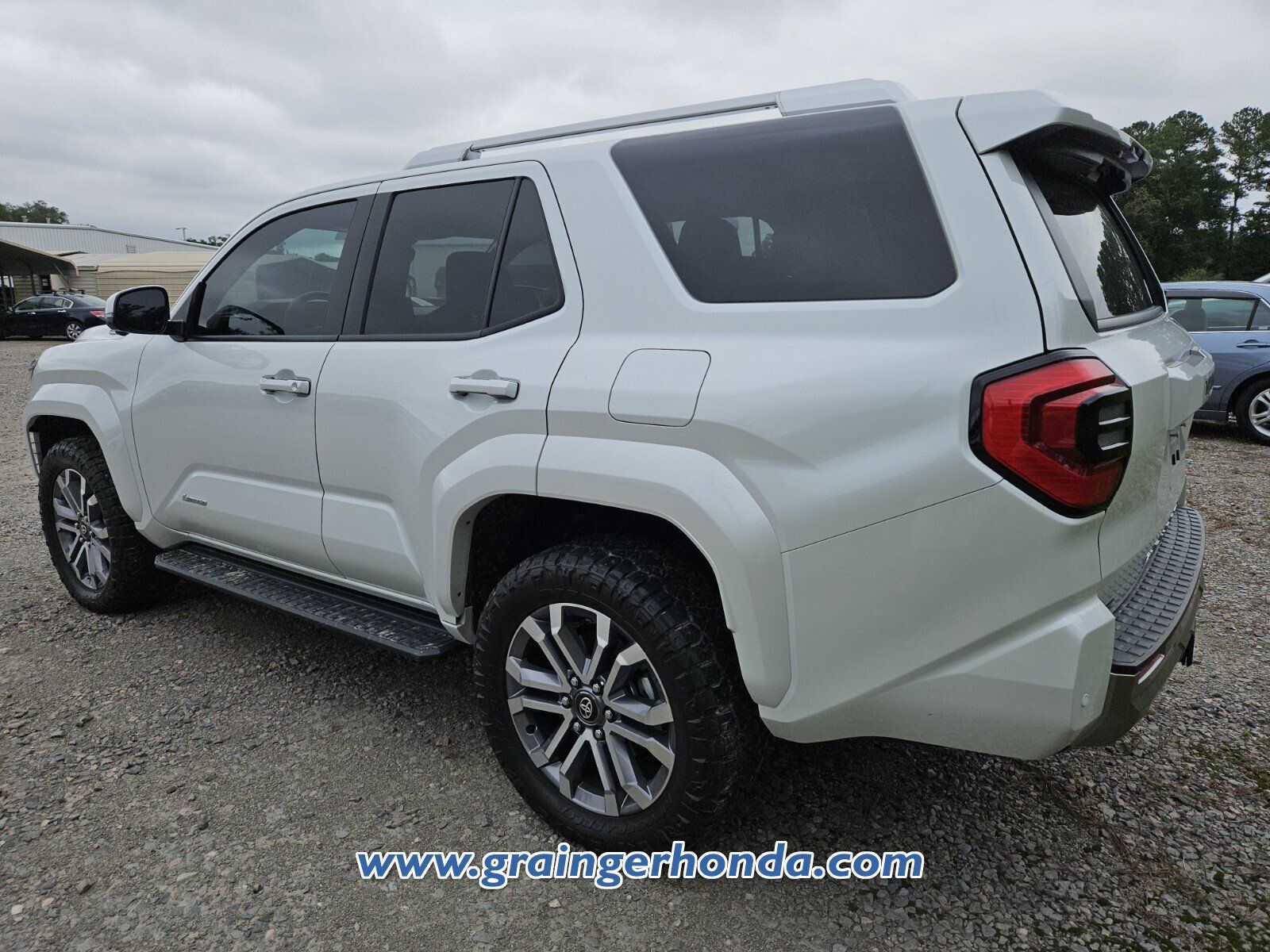 Used 2026 Toyota 4Runner Limited AWD/4WD image 9