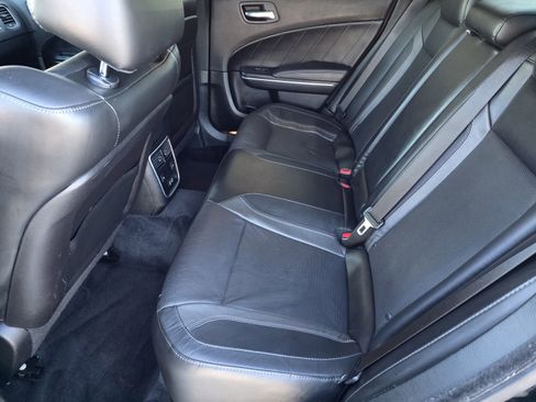 Used 2018 Dodge Charger R/T w/ Plus Group image 16