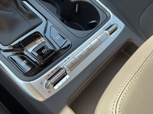 New 2026 Kia Carnival SX Prestige FWD image 36