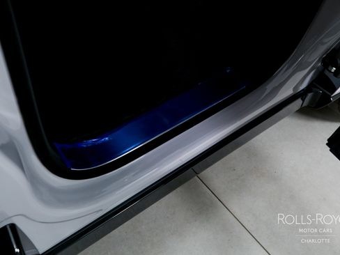 New 2026 Rolls-Royce Cullinan image 23