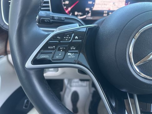 Used 2024 Mercedes-Benz GLS 450 4MATIC image 28