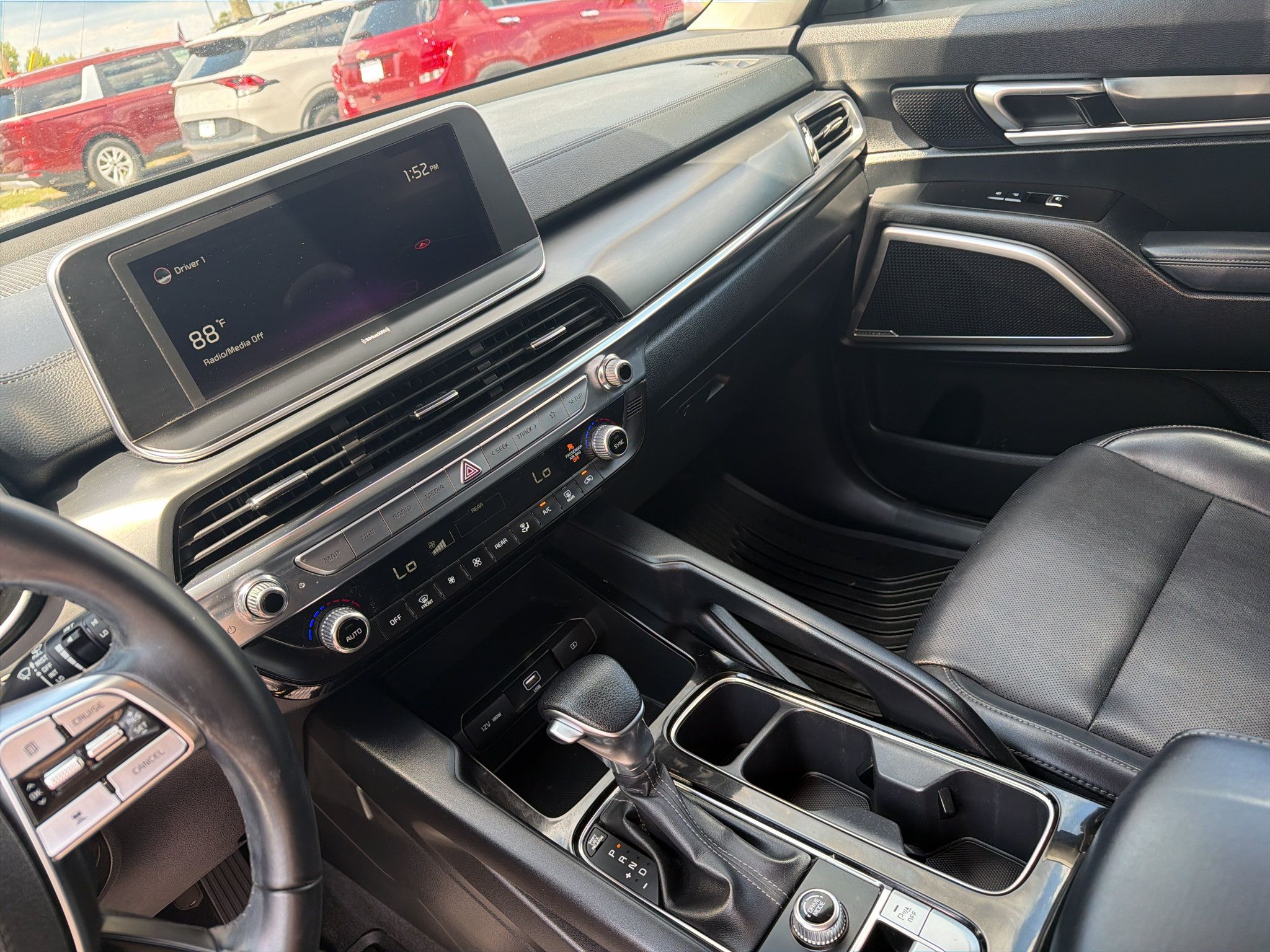 Used 2022 Kia Telluride LX FWD image 15