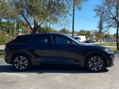 Used 2021 Ford Mustang Mach-E Premium image 10