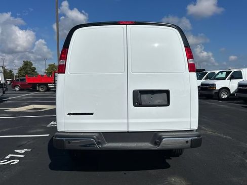 New 2025 Chevrolet Express 3500 Extended w/ Driver Convenience Package RWD image 7
