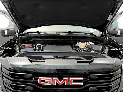 Used 2023 GMC Sierra 1500 AT4 w/ AT4 Premium Package AWD/4WD image 14