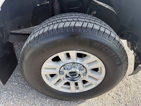 Used 2019 Ford F250 XLT w/ XLT Value Package image 12