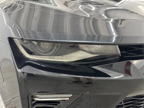 Used 2018 Chevrolet Camaro SS RWD image 30