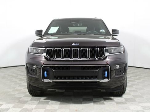 Used 2022 Jeep Grand Cherokee Overland w/ Luxury Tech Group IV image 38