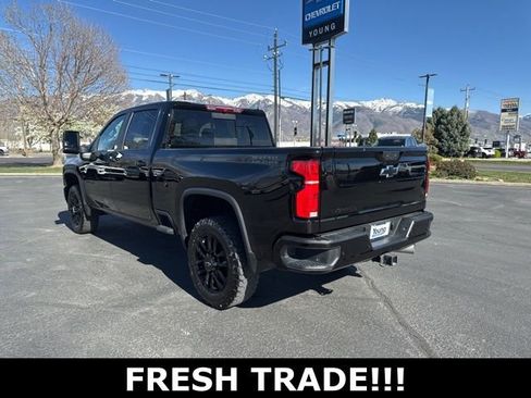 Used 2025 Chevrolet Silverado 3500 LT w/ Trail Boss Package image 5