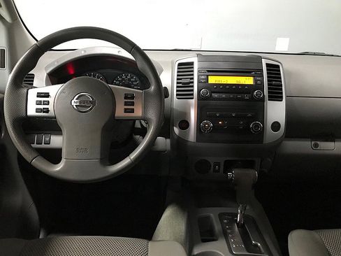 Used 2014 Nissan Frontier S image 21