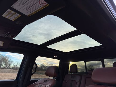 Used 2022 Ford F350 King Ranch w/ King Ranch Ultimate Package image 15