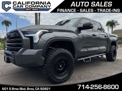 Used 2024 Toyota Tundra SR5 w/ SR5 Convenience Package AWD/4WD image 1
