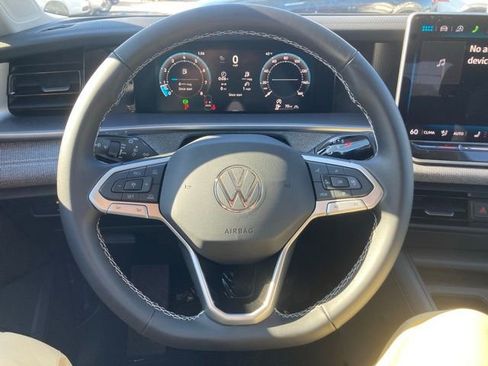 New 2026 Volkswagen Tiguan S AWD/4WD image 7