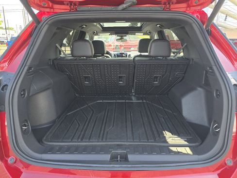 Certified 2023 Chevrolet Equinox RS w/ RS Leather Package FWD image 26