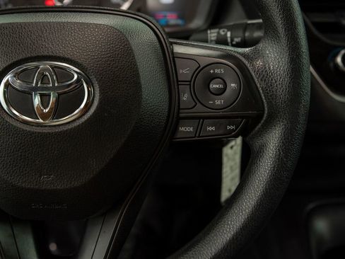 Used 2022 Toyota Corolla LE image 22