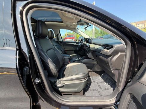 Certified 2022 Ford Escape SEL AWD/4WD image 14