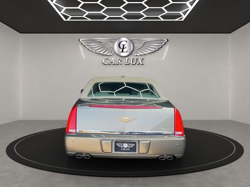 Used 2011 Cadillac DTS Luxury image 3