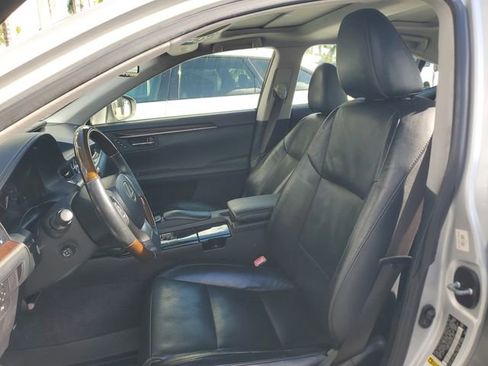 Used 2013 Lexus ES 350 FWD image 15
