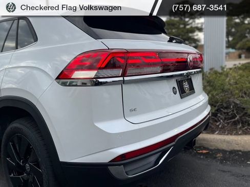 New 2026 Volkswagen Atlas Cross Sport SE AWD/4WD image 9