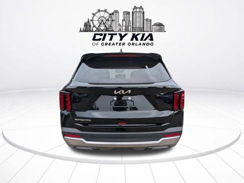 New 2026 Kia Sorento S w/ S Panoramic Sunroof Package FWD image 5