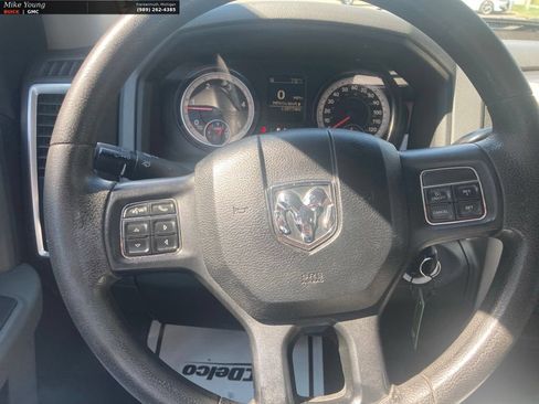 Used 2016 RAM 2500 SLT AWD/4WD image 26