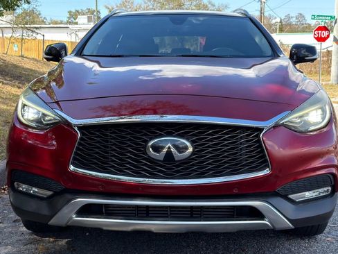 Used 2018 INFINITI QX30 AWD image 5