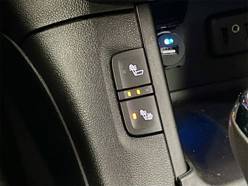 Used 2019 GMC Acadia SLT image 20