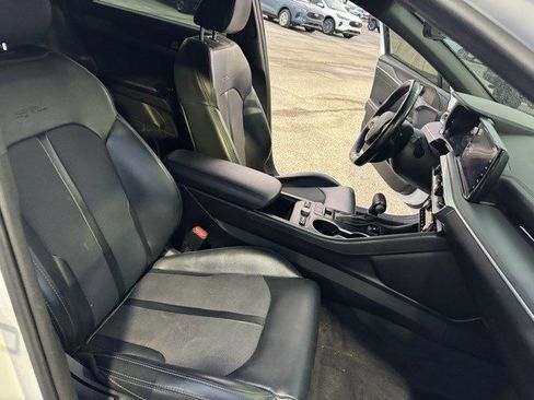 Used 2023 Kia K5 GT-Line image 30