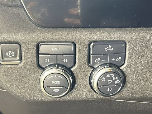 Used 2024 GMC Sierra 1500 Elevation AWD/4WD image 22