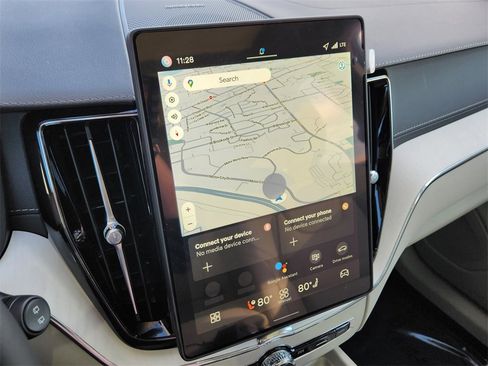 New 2026 Volvo XC60 T8 Ultra w/ Protection Package Premier image 7