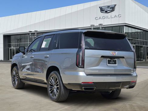 Used 2026 Cadillac Escalade Platinum Sport AWD/4WD image 4